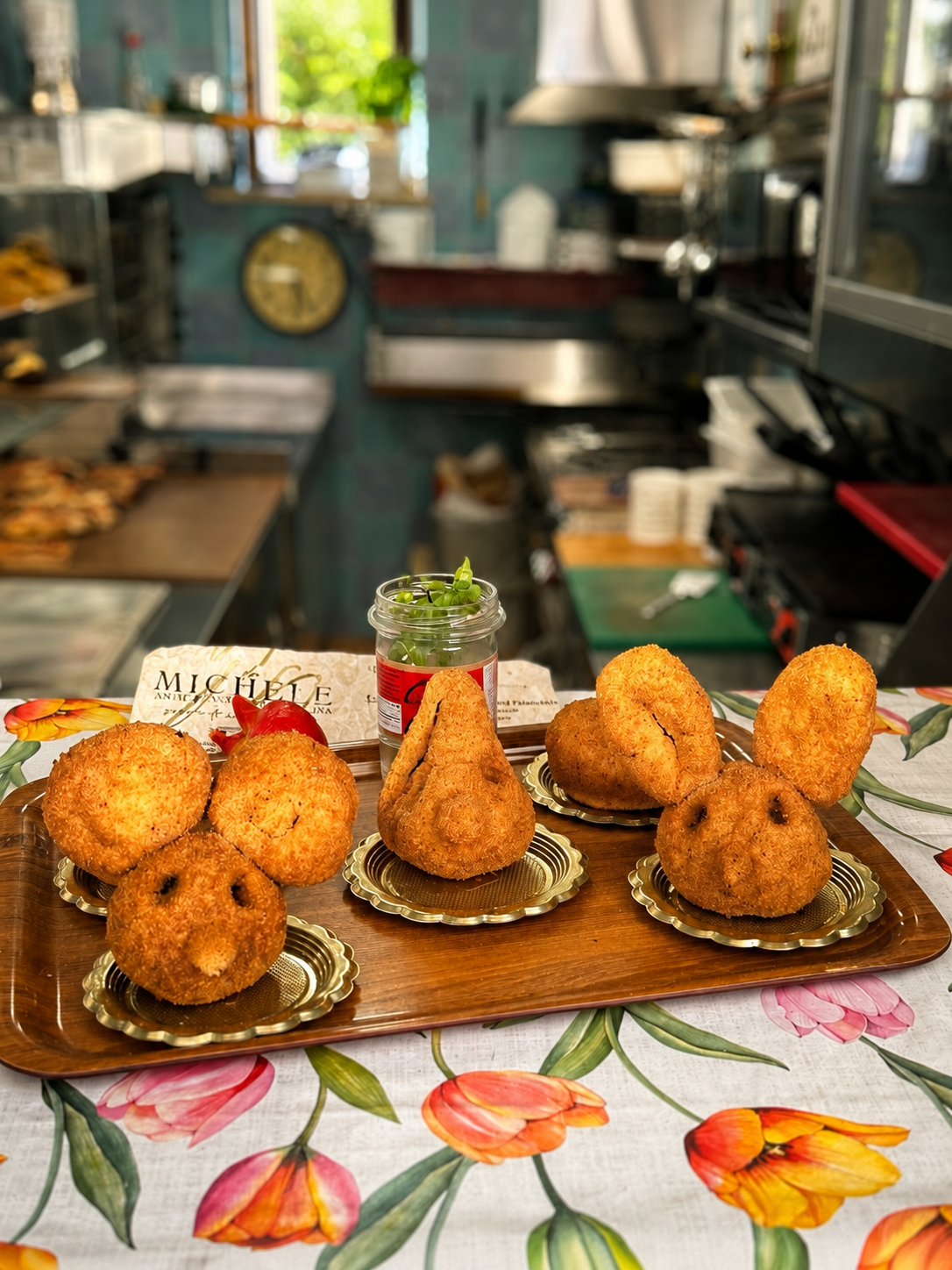 Arancine fra Palermo – Sicilias gylne og sprø stolthet